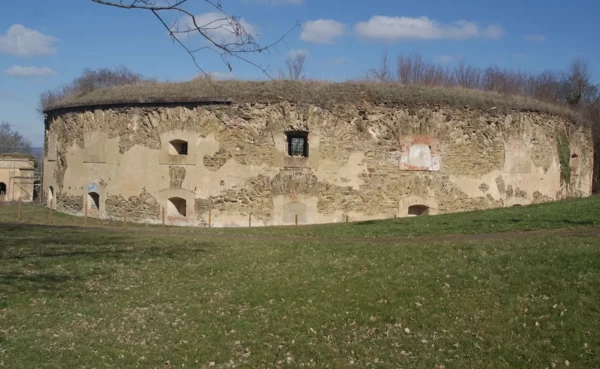 Fort Asterstein – Außenseite des Reduits © Stadt Koblenz – UDB