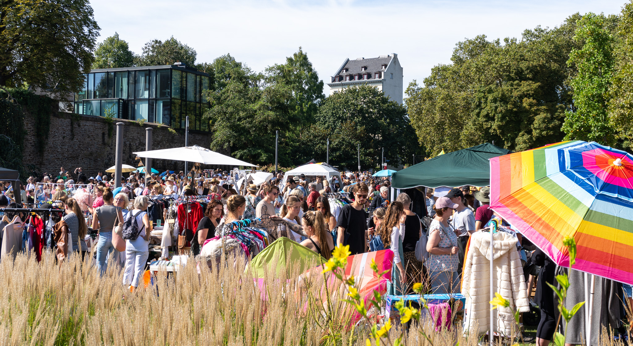 Städtischer Flohmarkt Koblenz 2024 - Visit.Koblenz