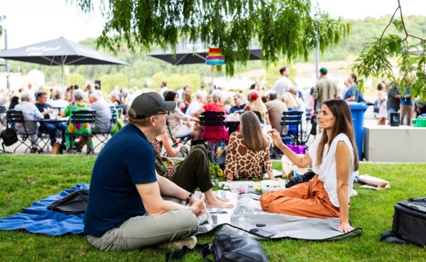 Reisetipp: An der Ufer-Bar in Koblenz den Sommer genießen © Koblenz-Touristik GmbH, Kai Myller